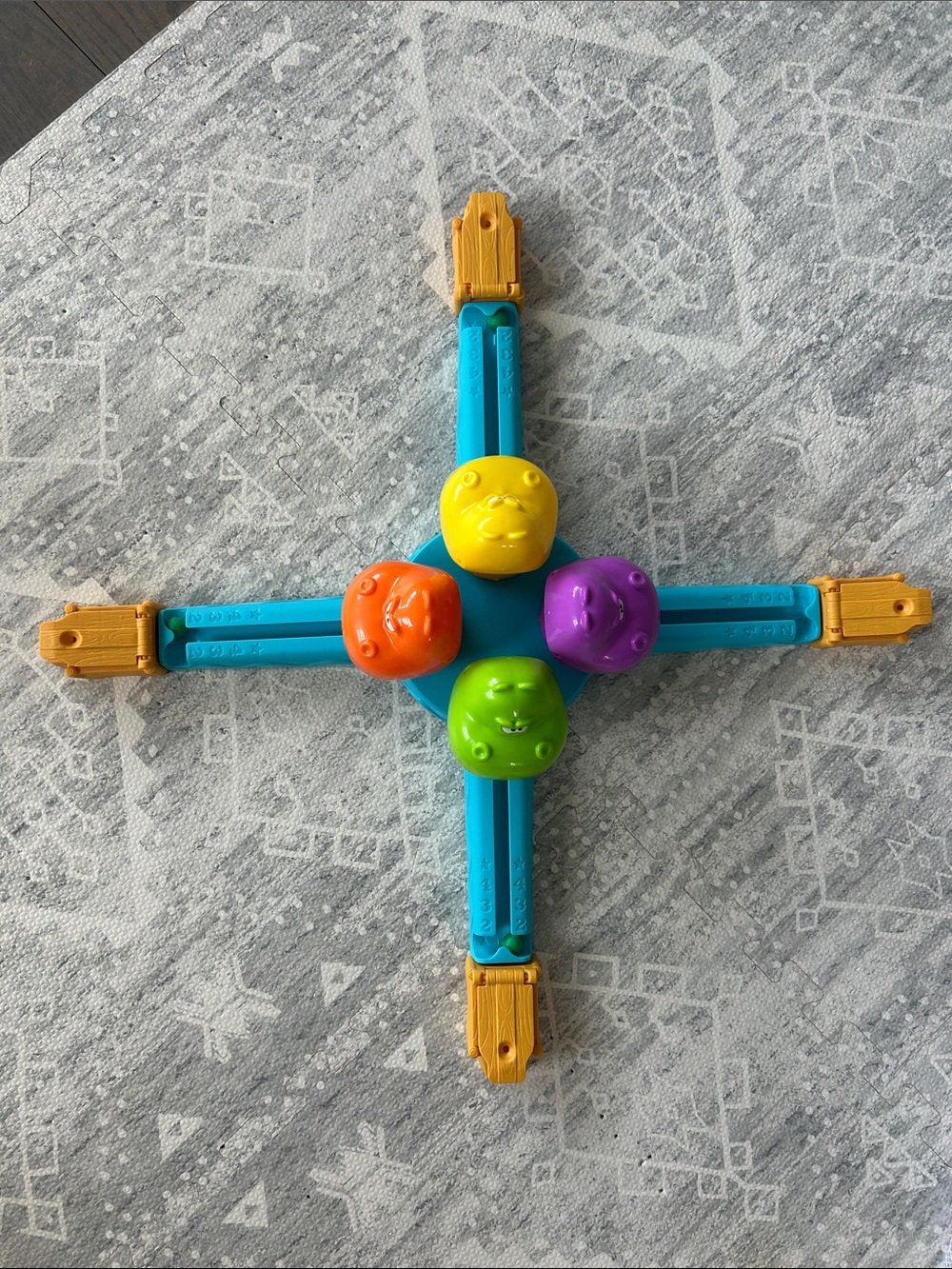 Kids 4-Arm Pop & Spin Stacking Toy - Blue, Yellow, Orange, Green, Purple